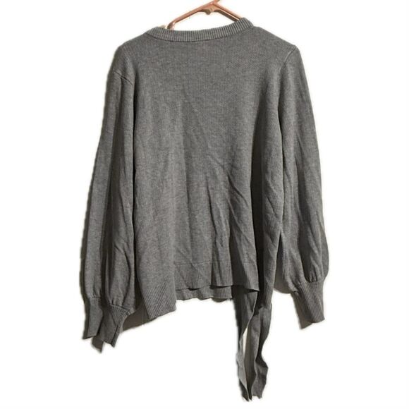 Simply Vera Vera Wang Gray Asymmetrical Sweater‎ - Picture 2 of 4